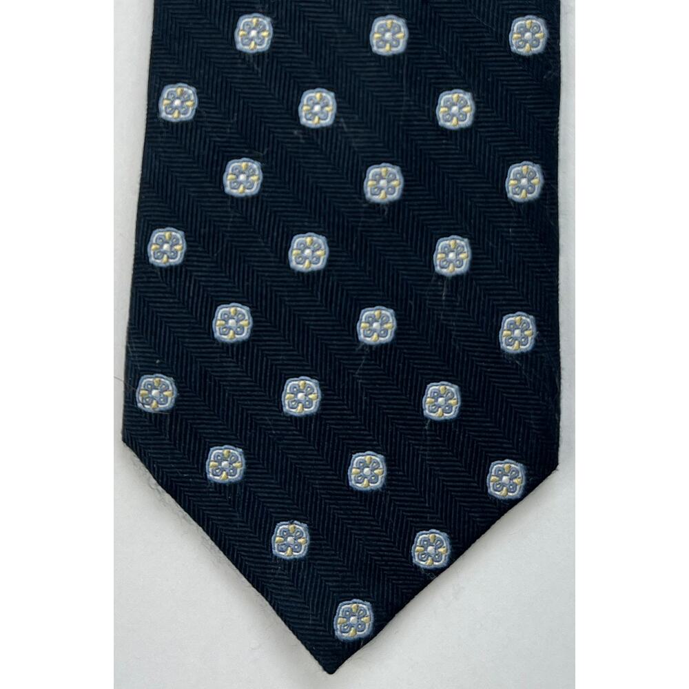 Jos A Bank 100% Silk Tie Navy Blue Floral Medallion Herringbone Classic